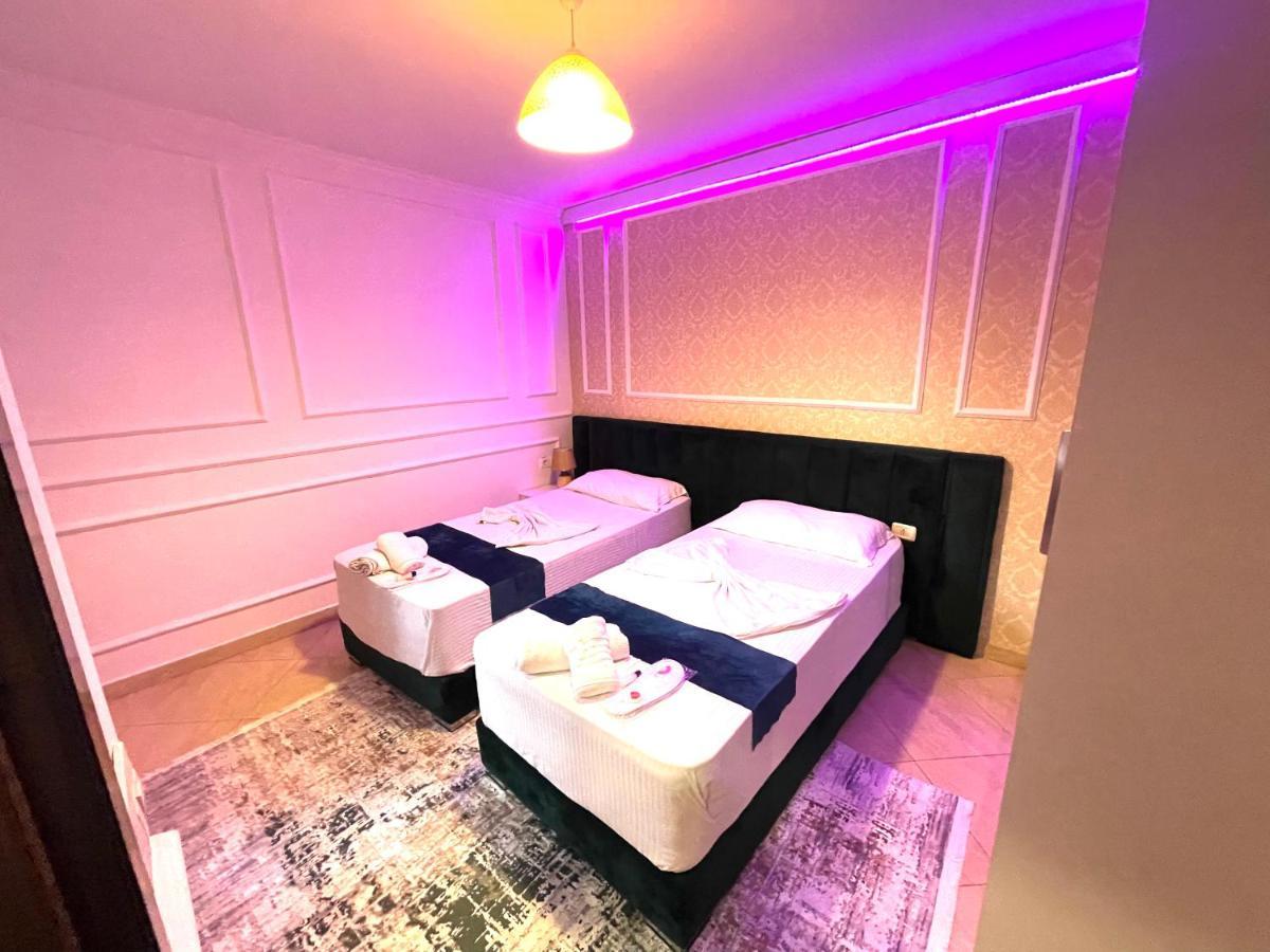 Vila Sanremo Tiranë Luaran gambar