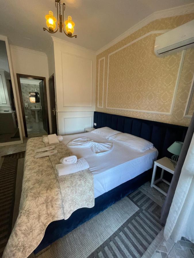 Vila Sanremo Tiranë Luaran gambar